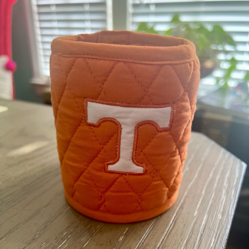 UT University of Tenn Koozie wrap.